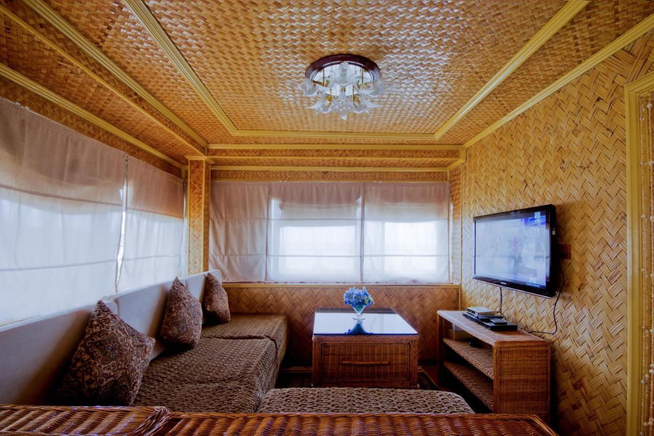 Foxy'S Beach Resort Сан-Висенте Экстерьер фото