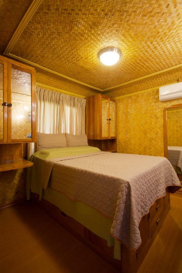 Foxy'S Beach Resort Сан-Висенте Экстерьер фото