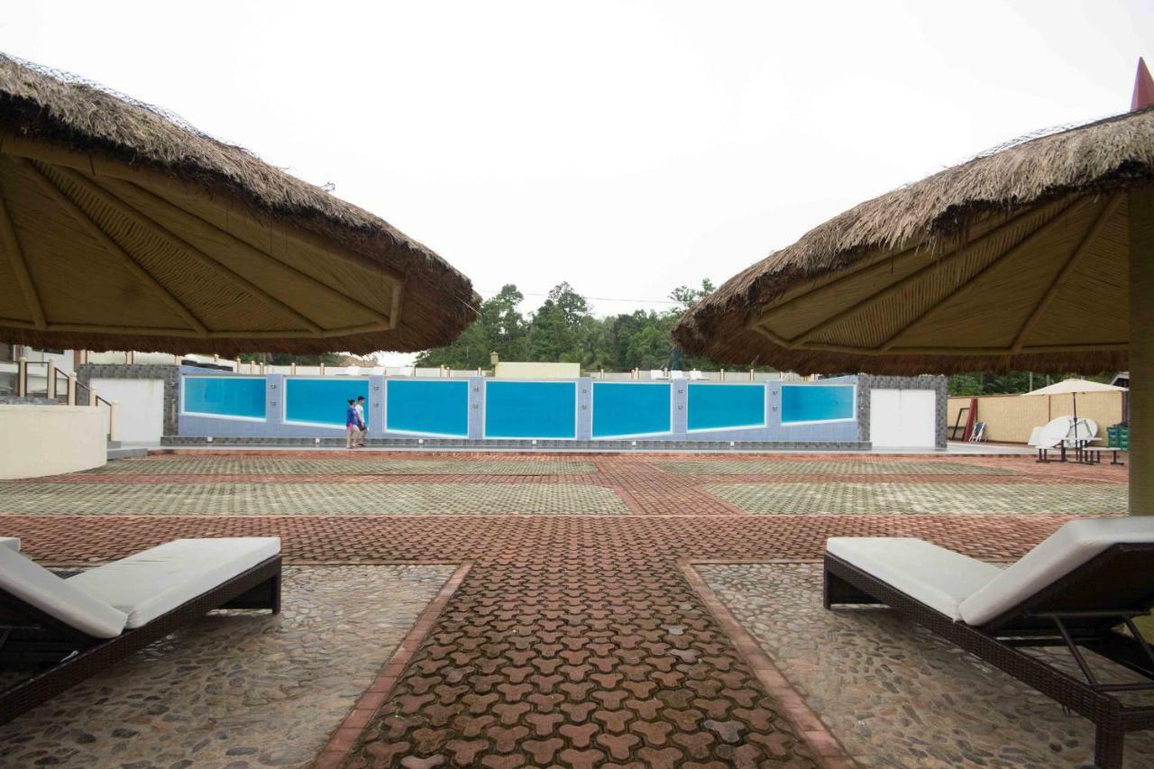 Foxy'S Beach Resort Сан-Висенте Экстерьер фото
